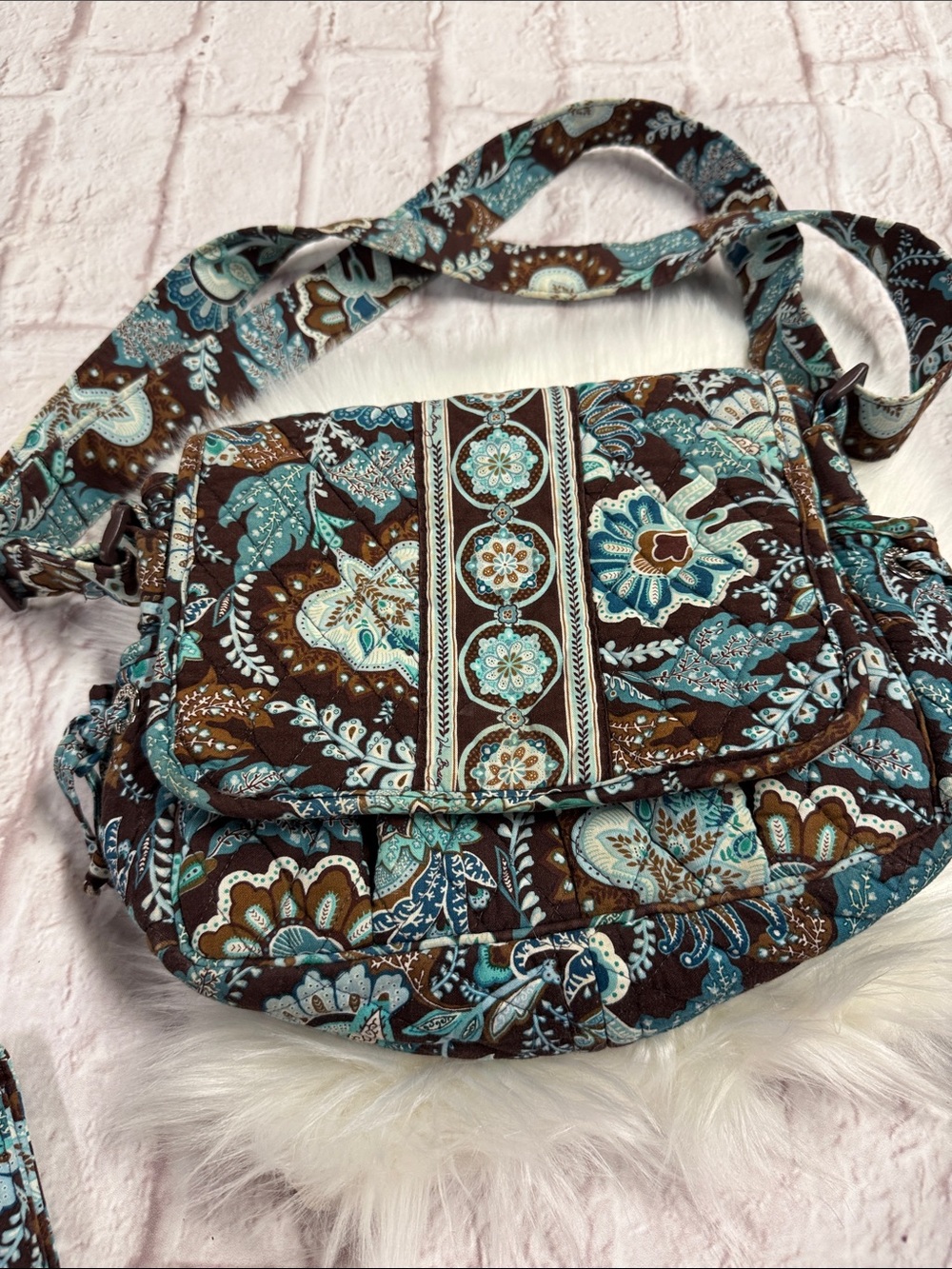 Vera Bradley Brown & Teal Quilted Paisley Crossbody with Matching Wallet - Picture 8 of 17